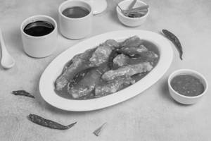 Schezwan Chicken (10pcs)