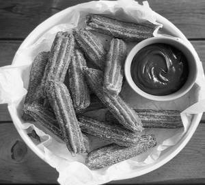 Churros With Cinnamon Twist [10 Pieces]