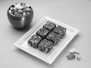 KAJU ANJEER DRY FRUIT ROLL