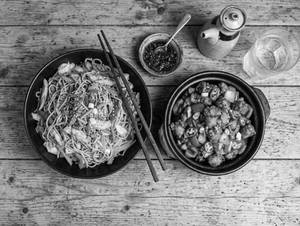 Chicken Chowmein And Chicken Chilli