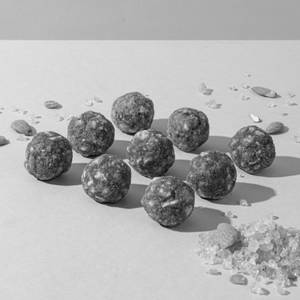 Gond Laddoos For Lactation