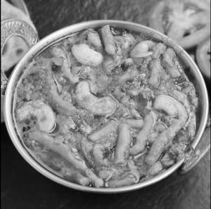 Kaju Gathiya [300 grams]