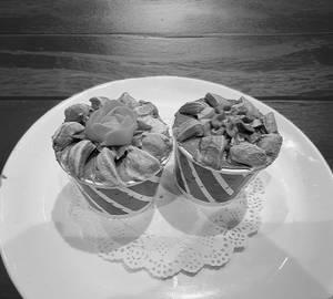 Belgian Chocolate Floral Cup Cake [2 Pcs]