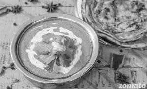 Veg. Butter Chicken Gravy Chaap