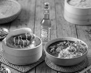 Veg Manchurian Noodles Meal Combo (bao + Drink)
