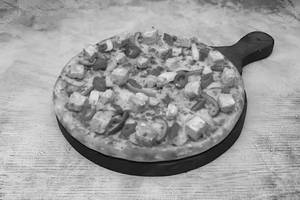 Peppy Paneer Pizza