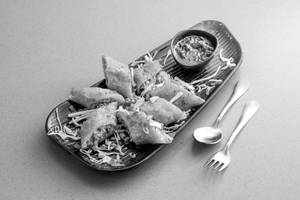 Paneer Spring Roll (6 Pcs)