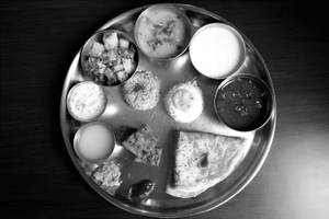 Regular Thali With Sweet