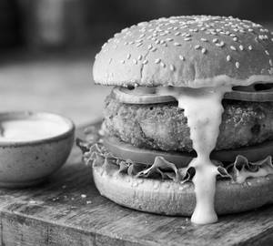 Aloo Tikki Burger With Honey Mustard Dressing