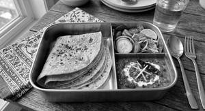 4 Butter Roti+ Dal Makhani+ Green Salad