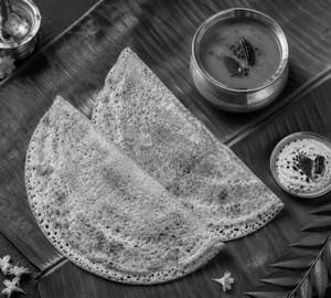 Egg dosa [2 pieces]