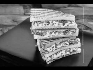 Schezwan Mayo Panner Grill Sandwich