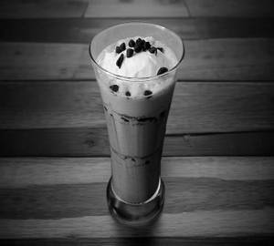 Cold Coffee With Vanilla Ice Cream