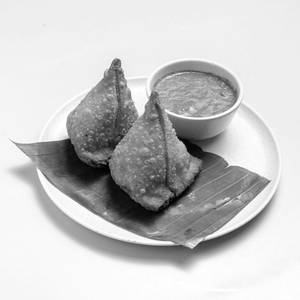 Veg Samosa ( 2 Pcs )