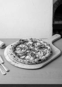 Woodfired Veggie Paradise Pizza