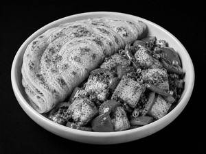 Half Chilly Paneer With Lachha Paratha