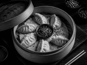 Cheese & Corn Pan Fried Momo [6 Pcs]