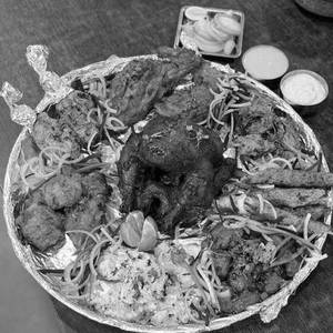 Boneless Chef's Special Chicken Platter (family Pack)