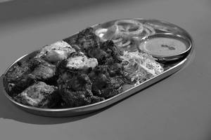 Chicken Tikka Platter - 8 Pcs