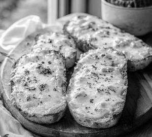 Cheese Garlic Bread