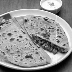 Stuffed paratha aloo