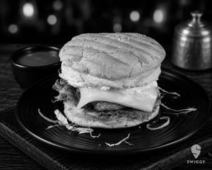 Giga Bite Burger