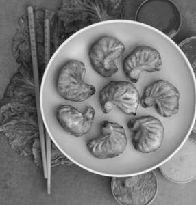 Singapore Fried Momos (10 Pieces)