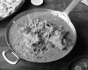 DAHI MEAT (BONE)