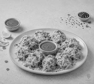 Veg Kali Mirch Momos [6 Pieces]