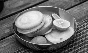 Onion salad
