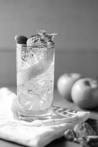 Green Apple Mojito
