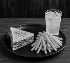Paneer sandwich with fries and lemon fizz