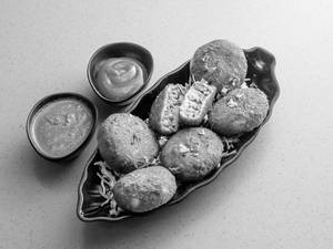 Matar Tikki (6pcs.)
