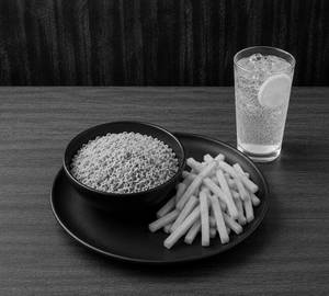 Ramen with fries and lemon fizz