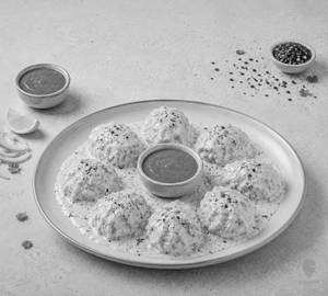 Veg Malai Momos [6 Pieces]