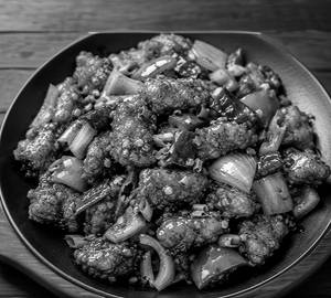 Chilli Chicken Boneless ( Dry )