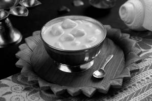 Gurer Rasgulla [Rosogolla] Payesh