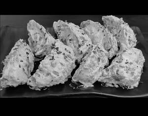Paneer Afgani Momos (8 Pieces)