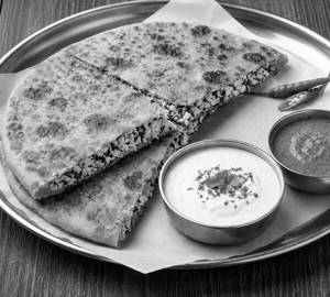 Paneer Paratha (250gm)