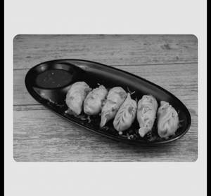Paneer Steamed Momos [8 Pieces]