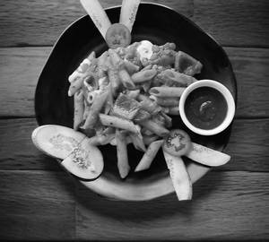Penna pasta chicken red sauce