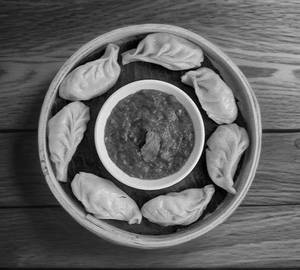 Chicken tikka momos