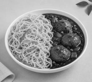Veg Manchurian With Hakka Noodles