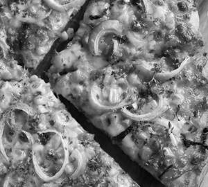 Onion Corn Pizza