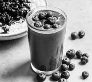 Polish Blueberry Shake