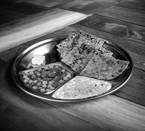 2 Paneer Paratha