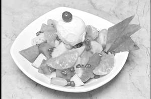 Fresh Fruit Salad with Ice Cream