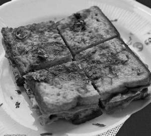 Chill bread omelette