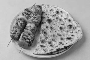 Paneer Tikka With Naan