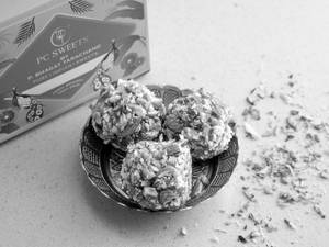 Double Dryfruit Laddu